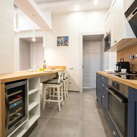 Luxus A Varos Felett Apartment